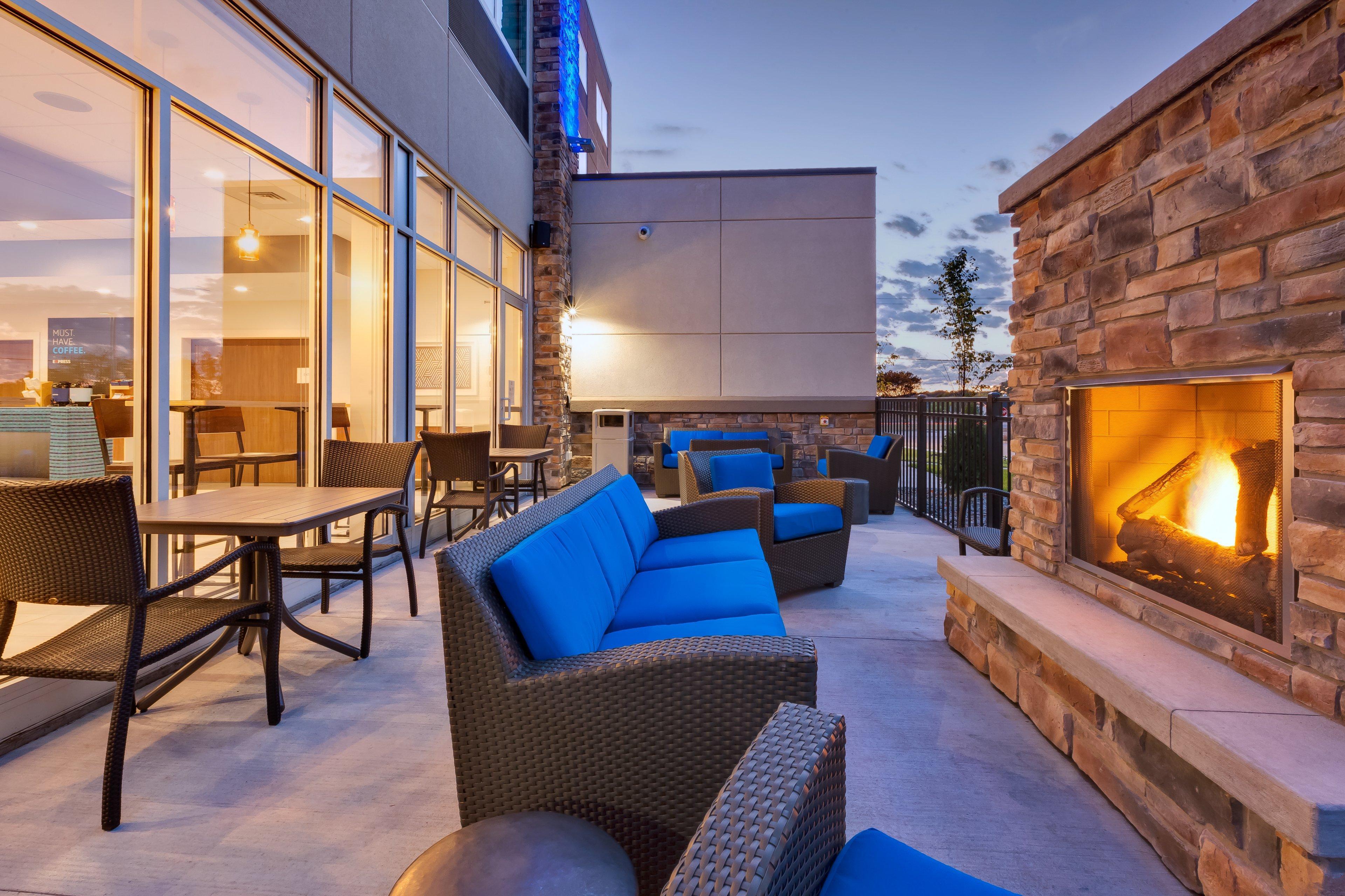 Holiday Inn Express- Eau Claire West I-94 By Ihg Exterior photo